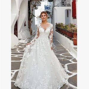 Elegant White Lace Wedding Dress